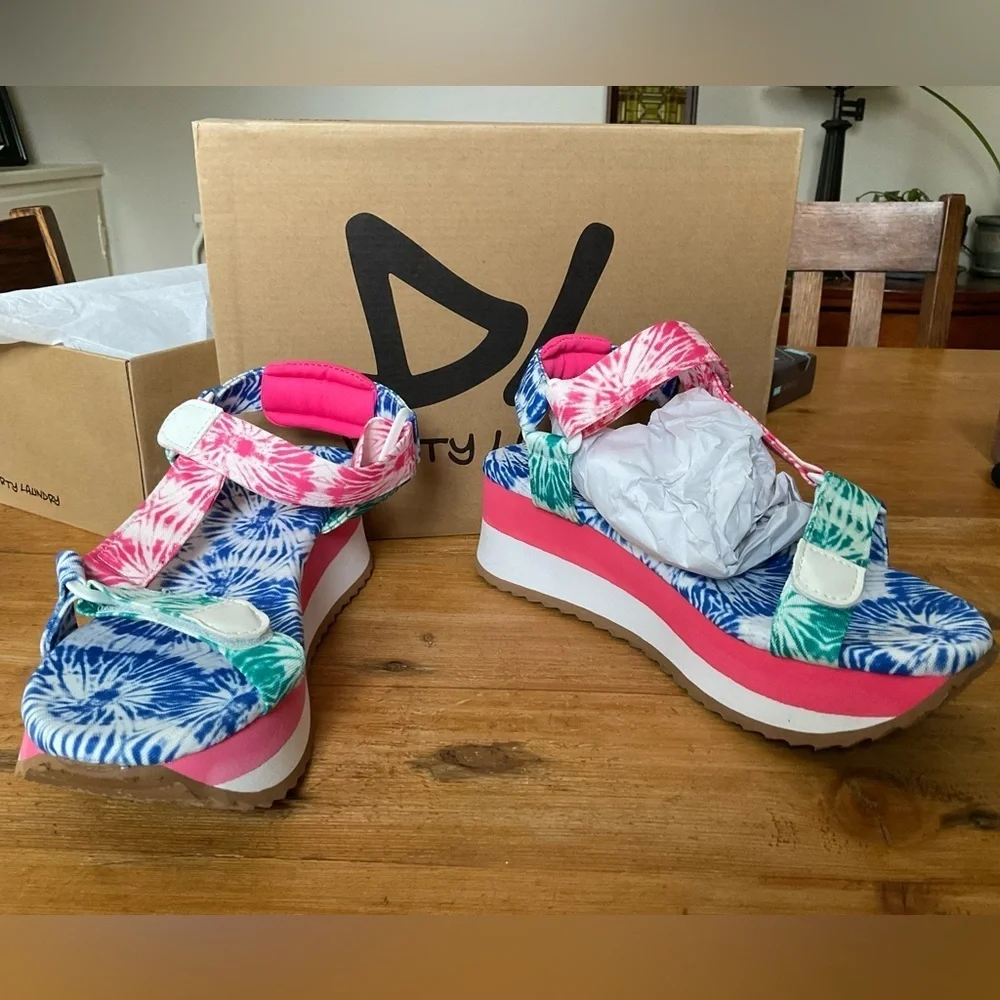 NIB Dirty Laundry Goin Out Tye Dye Sandal